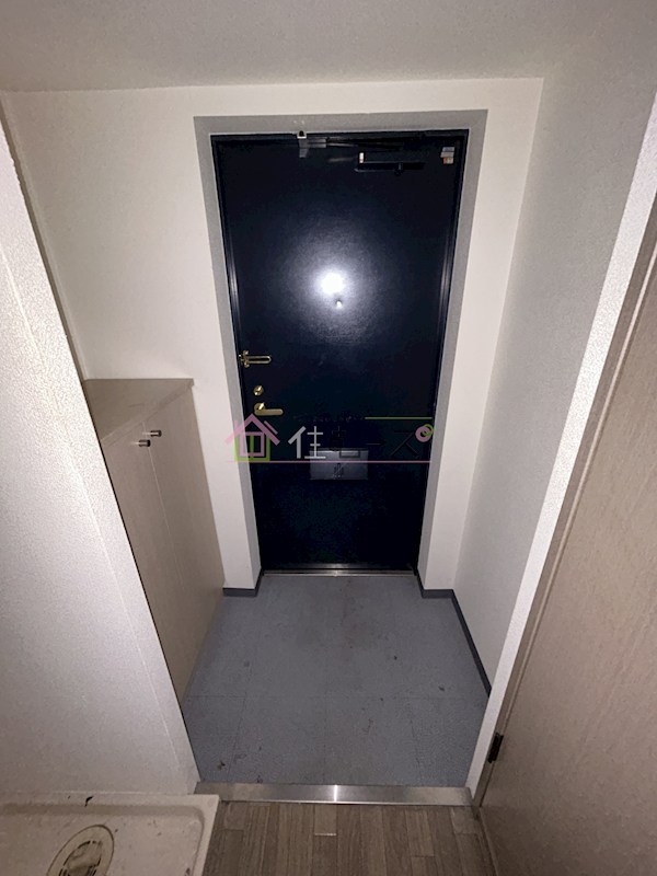 エスリード松屋町 玄関