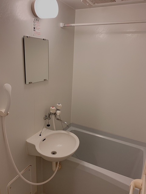 レオパレスＣｅｎｔｅｒＣｏｕｒｔ 風呂画像