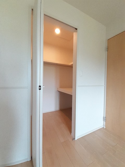 ヴィラ・アムール その他3