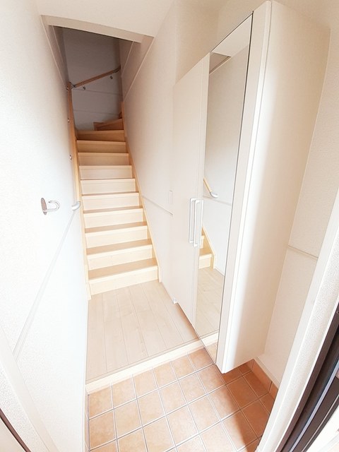 ヴィラ・アムール 玄関