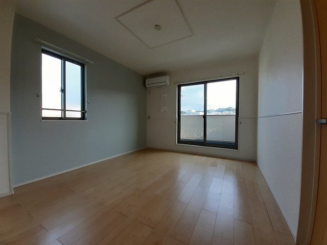 ヴィラ・アムール リビング