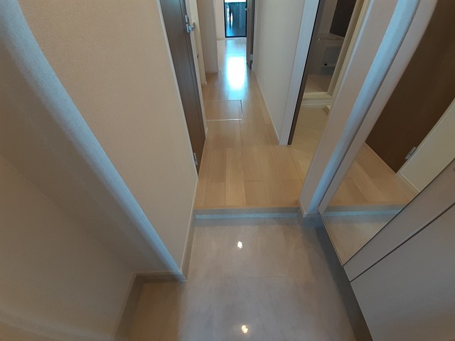 ラッフィナート　ソレイユ 玄関