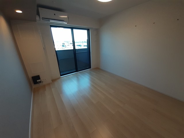 ラッフィナート　ソレイユ リビング