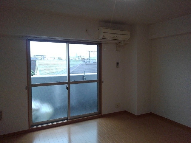 ラハイナ　コート リビング