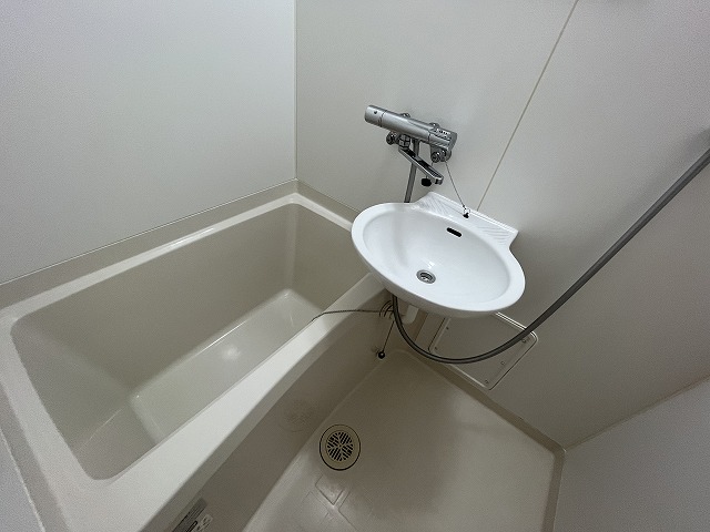 レオパレスハーレー　モリ 風呂画像