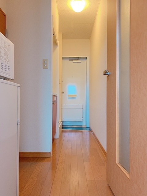 レオパレスＣｈｅｚ　ｍｏｉ　Ｎ 玄関