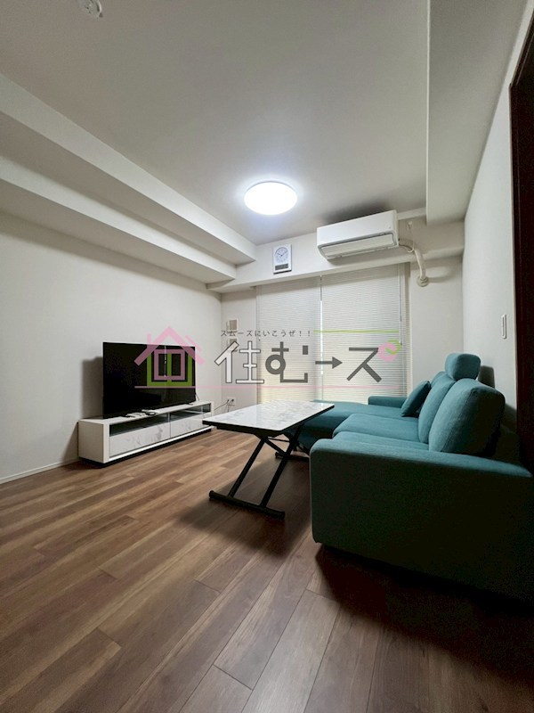 ローレルタワー心斎橋 リビング