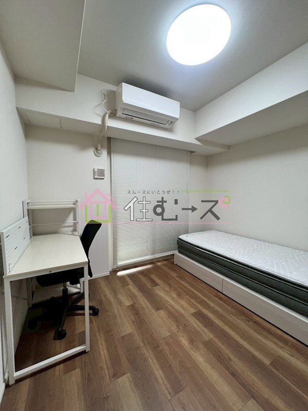 ローレルタワー心斎橋 ベッドルーム