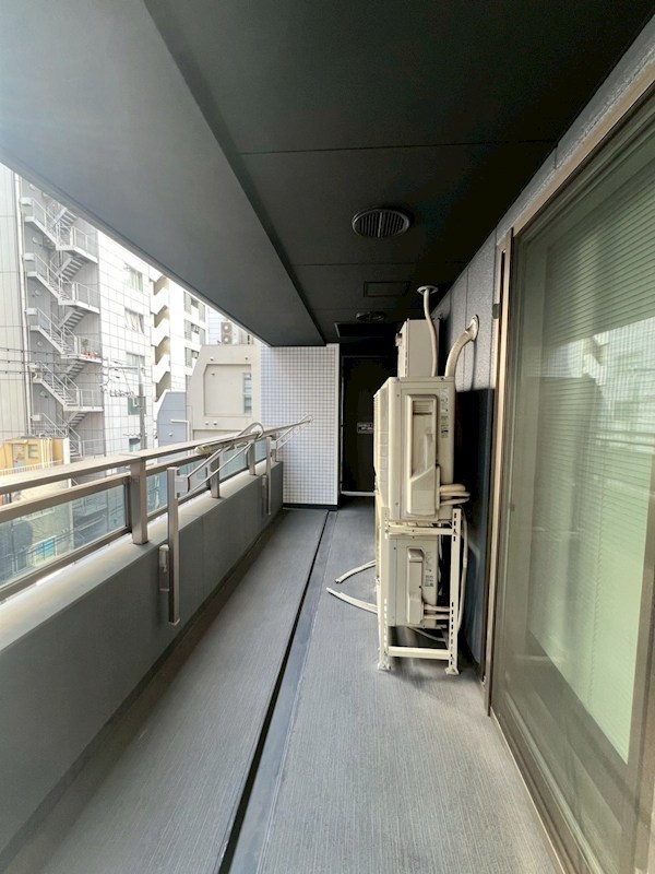 ローレルタワー心斎橋 ベランダ