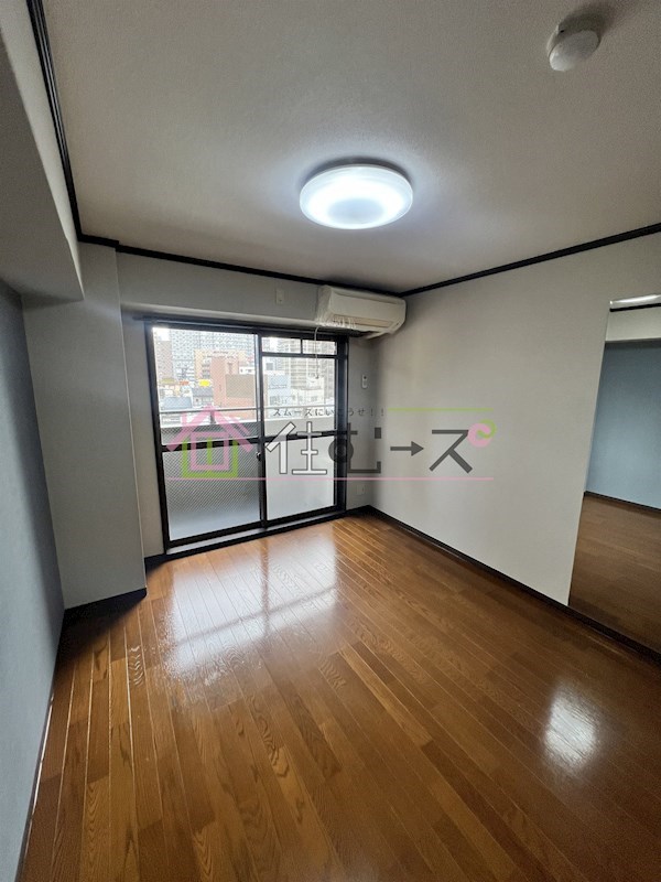 メゾンコウエイ ベッドルーム