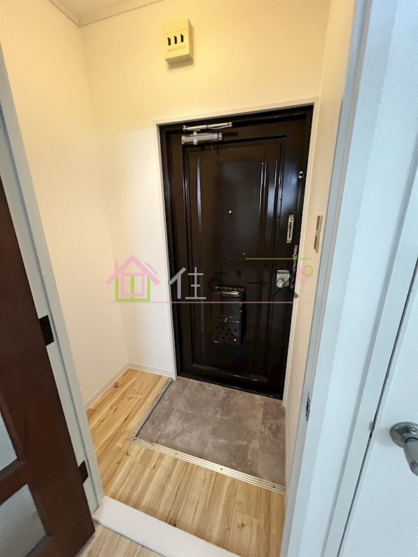 サンライフ菅原 玄関