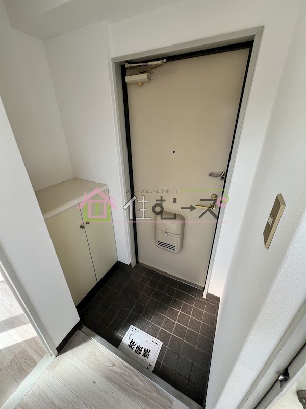 ヴィラ・リベルテ下新庄 玄関