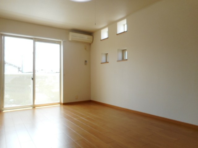 サギタリウス　レオ リビング