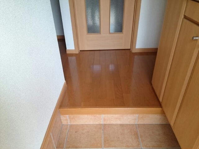 プラシード　カーサ 玄関