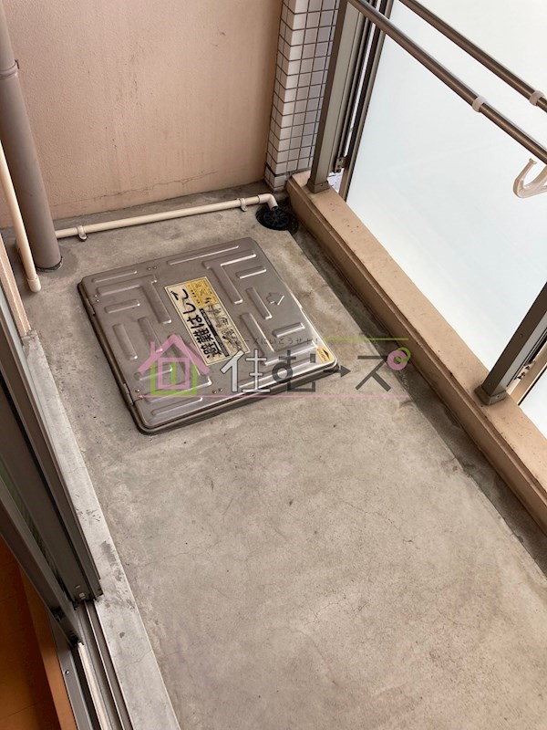 CQレジデンス大阪WEST  ベランダ