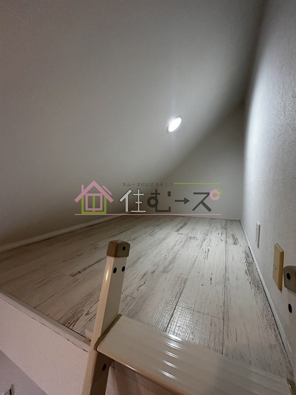 エムズ・サーティン その他6