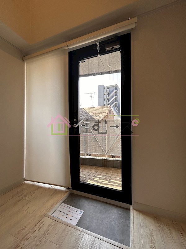 エムズ・サーティン 玄関