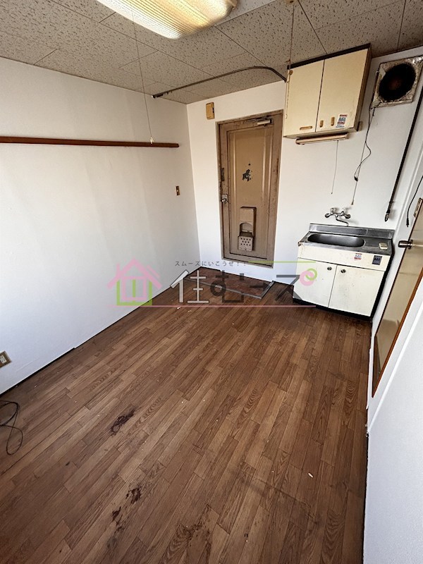 新大阪サンマンション1号館 リビング