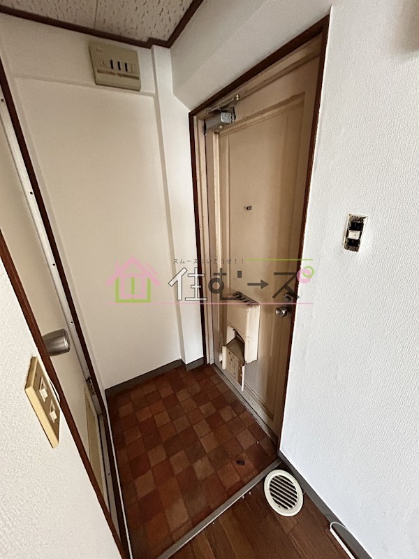 新大阪サンマンション2号館 玄関