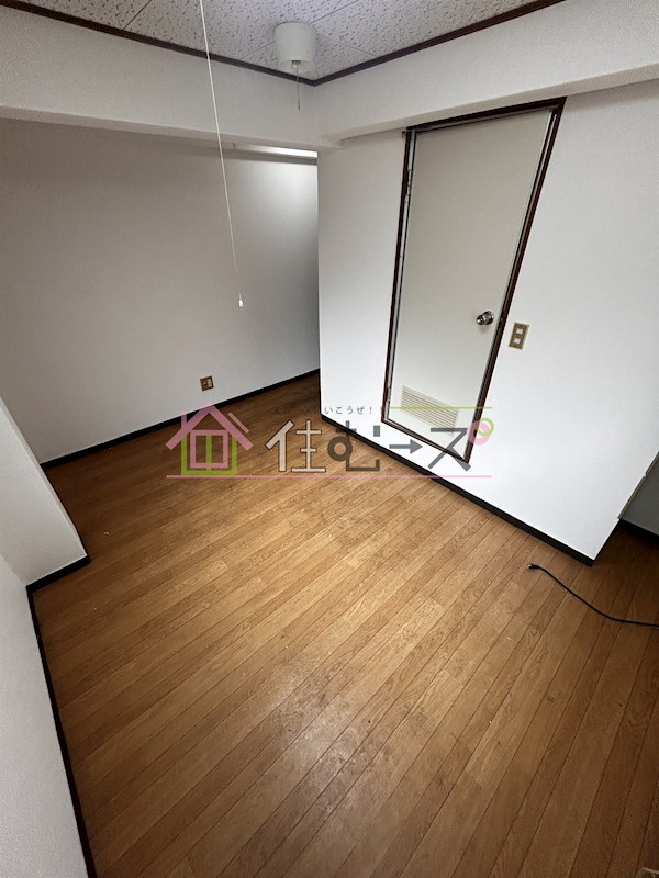 新大阪サンマンション2号館 リビング