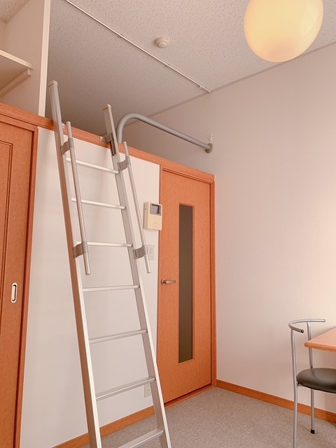 レオパレス武庫川Ｂ ベッドルーム