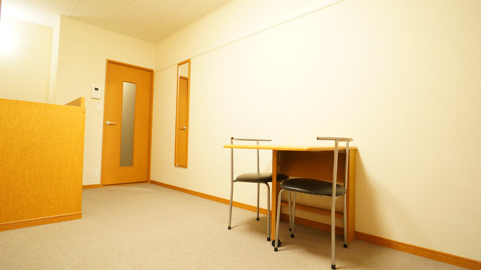 レオパレス北巽駅西 リビング