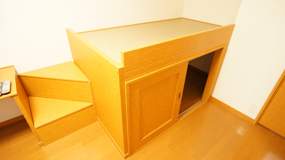 レオパレス北巽駅西 ベッドルーム