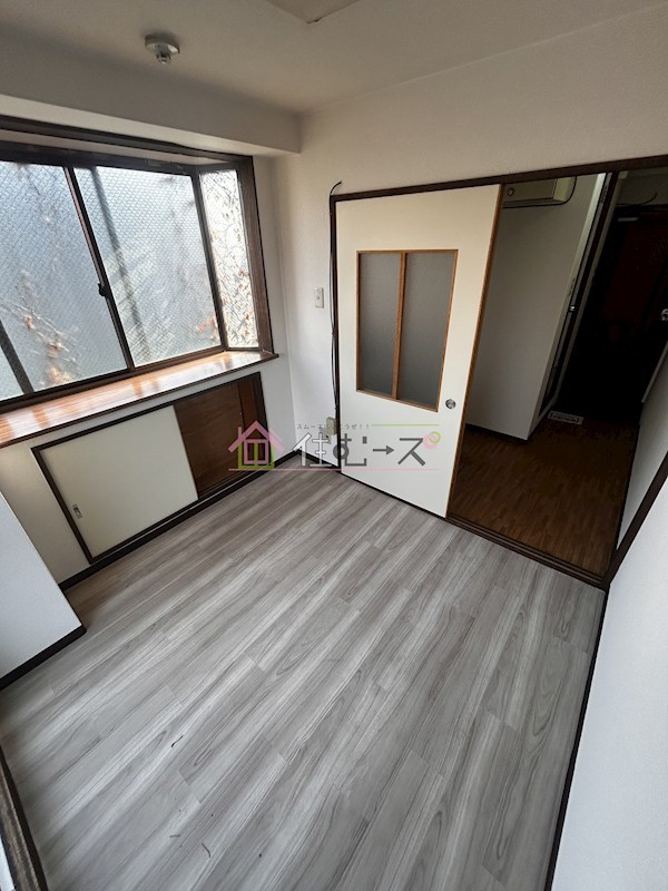 トーエー玉造第2ビル リビング