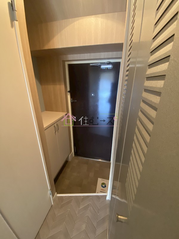 カーサ天神橋 玄関