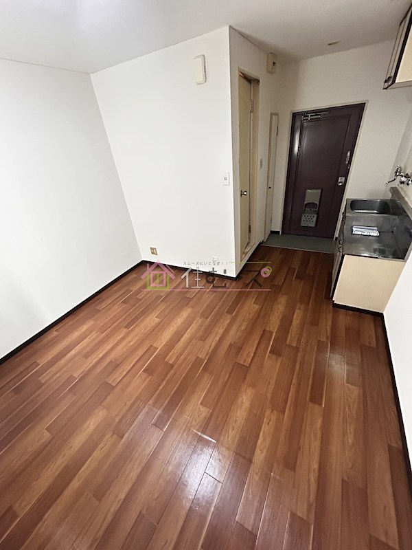 ロイヤル神路Ⅲ リビング