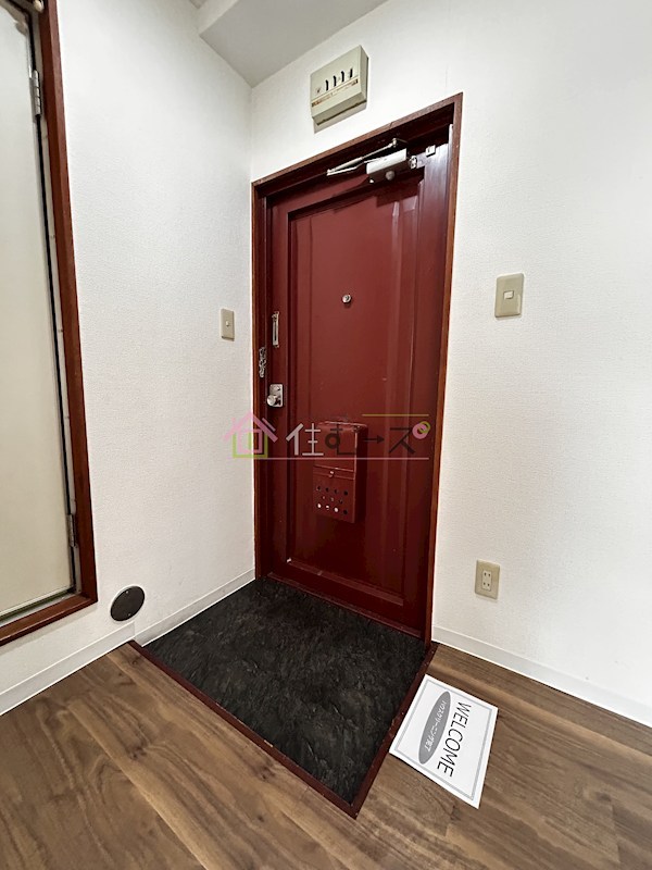 コーポウエスト神路 玄関