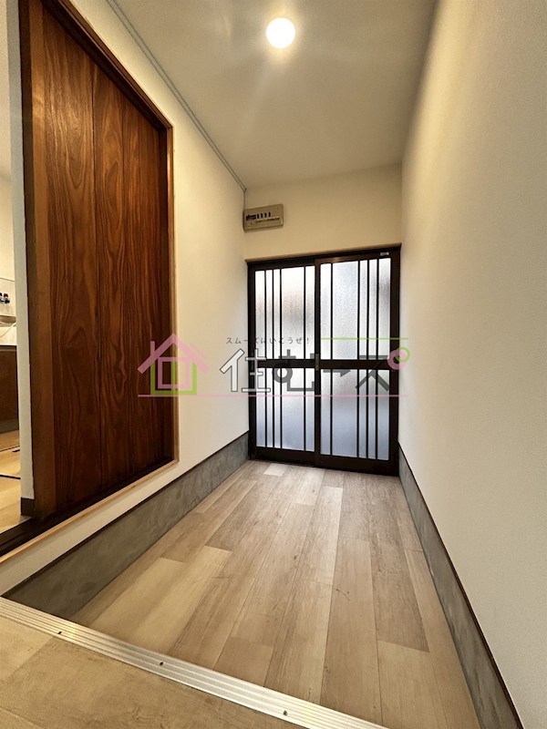 勝山南3丁目テラスハウス 玄関