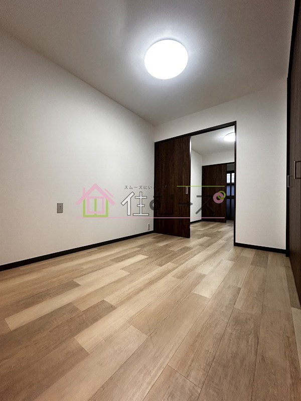 勝山南3丁目テラスハウス ベッドルーム