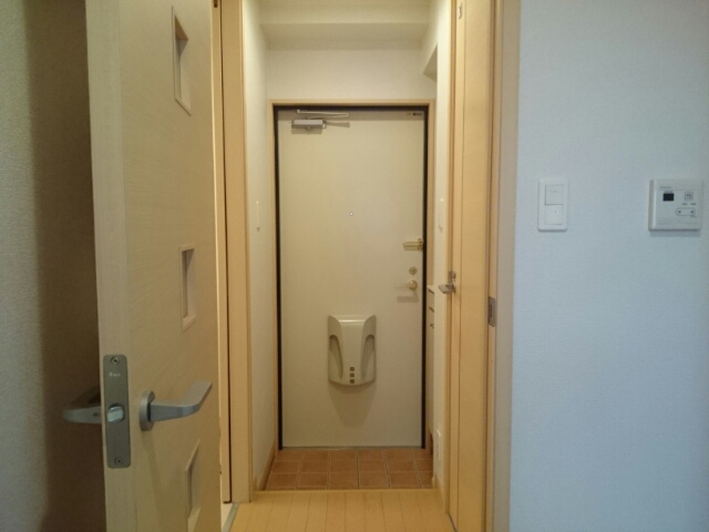 ジュネスＯ．Ｃ．Ｕ－Ⅱ 玄関