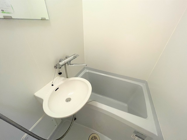 レオパレスコスタモール 風呂画像