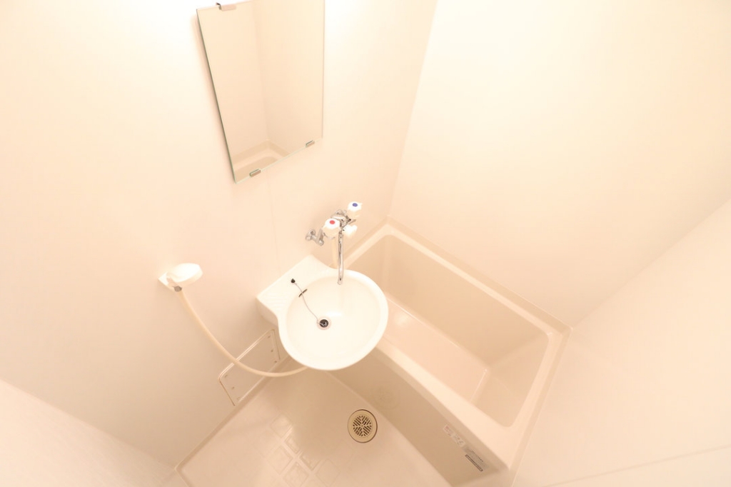 レオパレスえにし 風呂画像