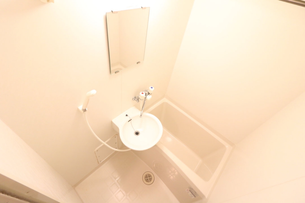 レオパレス三津屋北 風呂画像