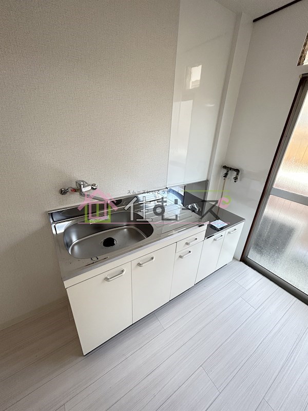 KANESHIRO豊里マンション キッチン