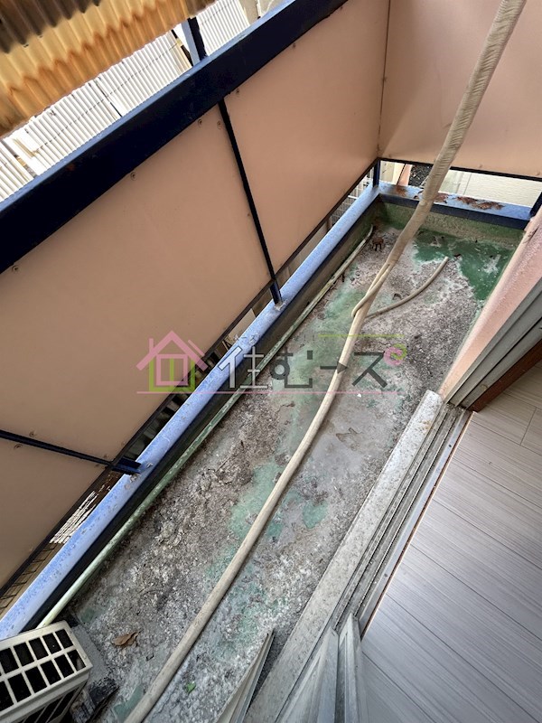 KANESHIRO豊里マンション ベランダ