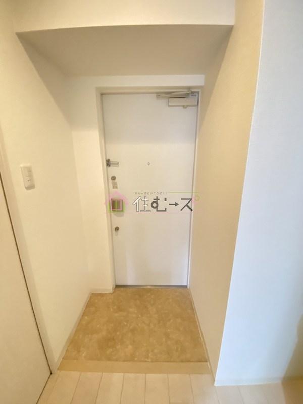 ジュネーゼグラン難波ミラージュ 玄関