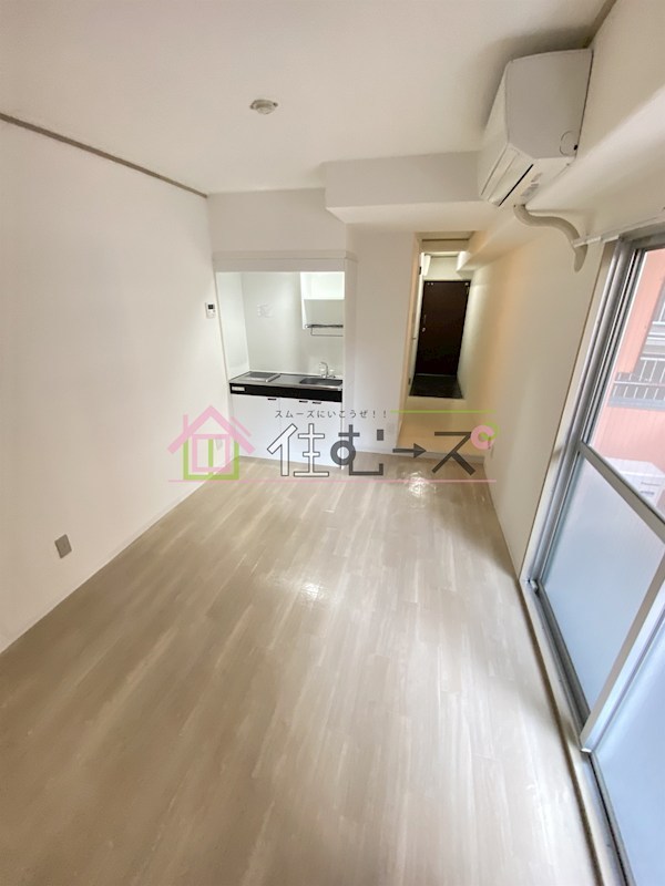 難波ロイヤルハイツ リビング