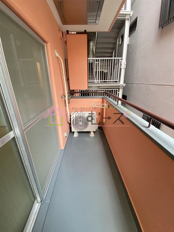 難波ロイヤルハイツ ベランダ