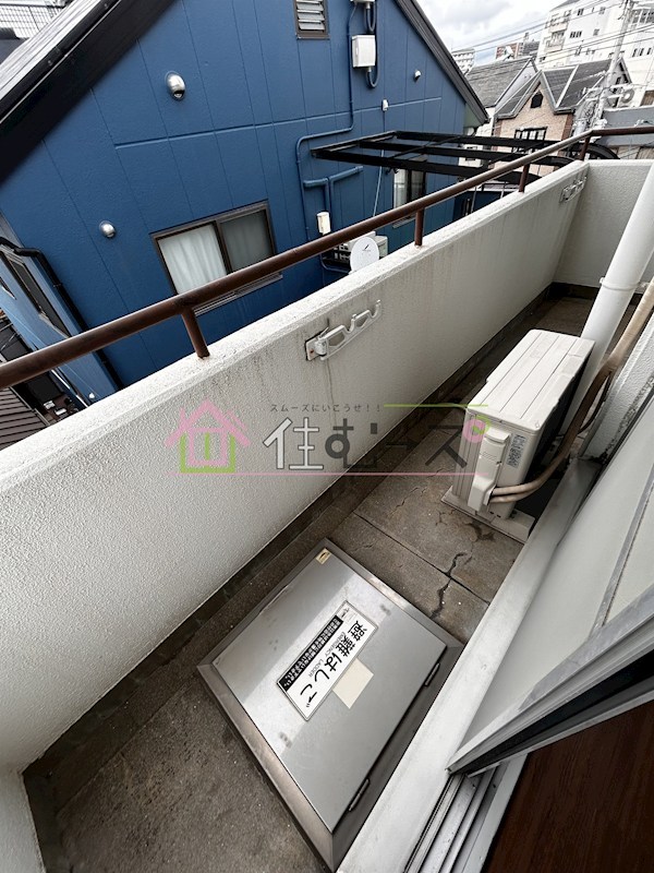 プチメゾン九条 ベランダ