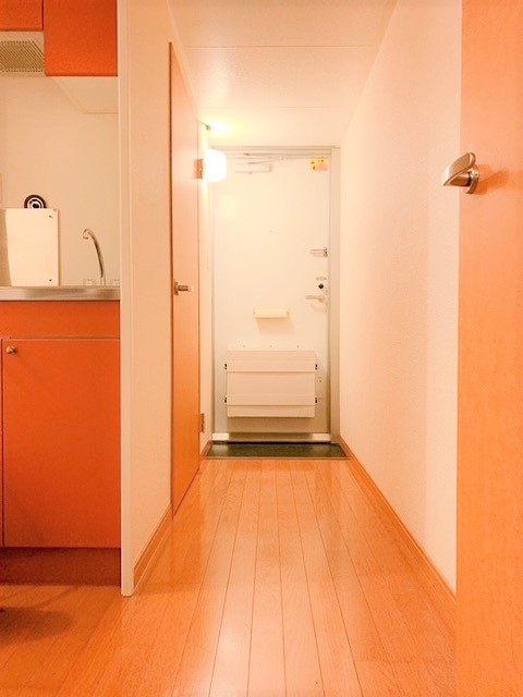 レオパレスＺｅｐｈｙｒ 玄関