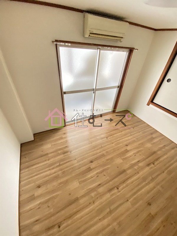 戎マンション ベッドルーム