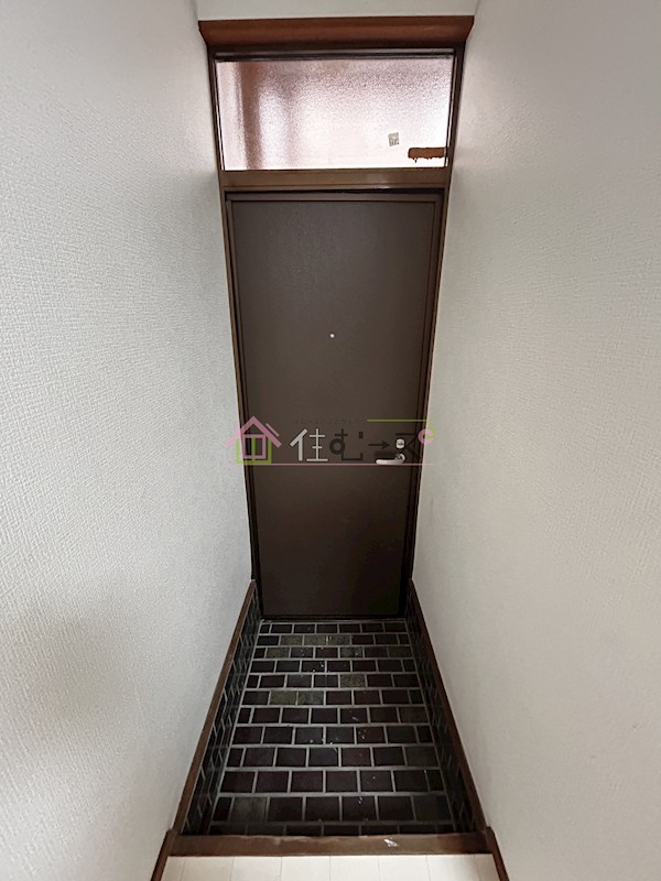 加美東6丁目テラスハウス 玄関