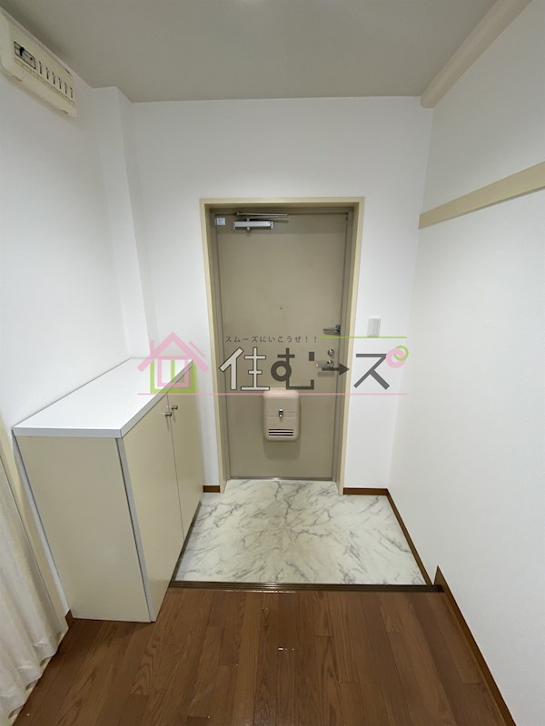 ラ・アベニュー中野 玄関