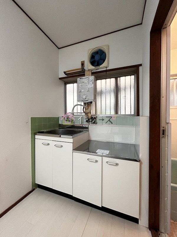 加美東6丁目テラスハウス キッチン