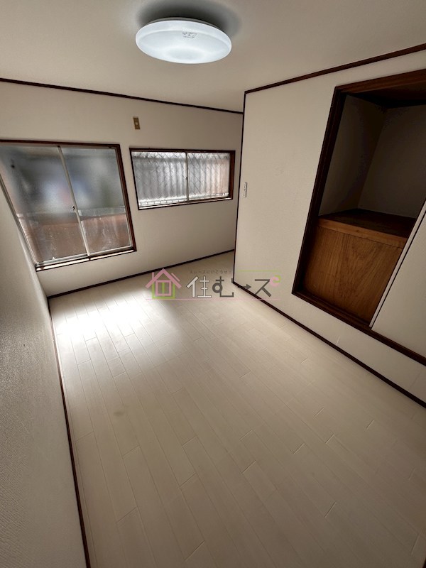 加美東6丁目テラスハウス ベッドルーム