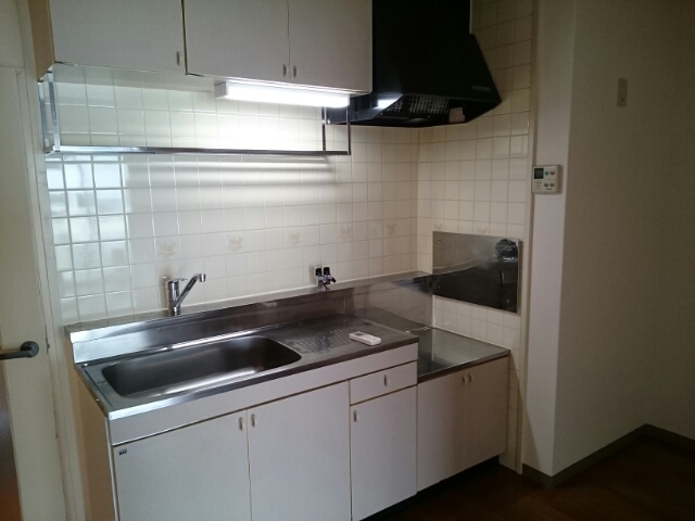 ウエスト・ビレッジⅡ番館 キッチン